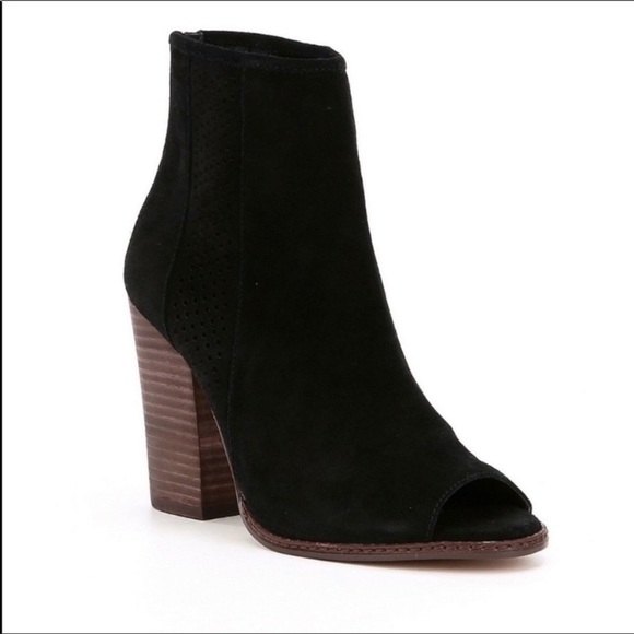 Gianni Bini Schools Out Peep Toe Suede Booties - Size 9 - Picture 1 of 9